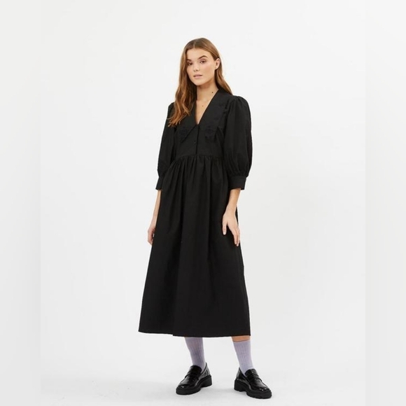 Minimum Dresses & Skirts - Minimum Rikkaly Midi Dress Size 42 US L Black Lace Embroidered Collar